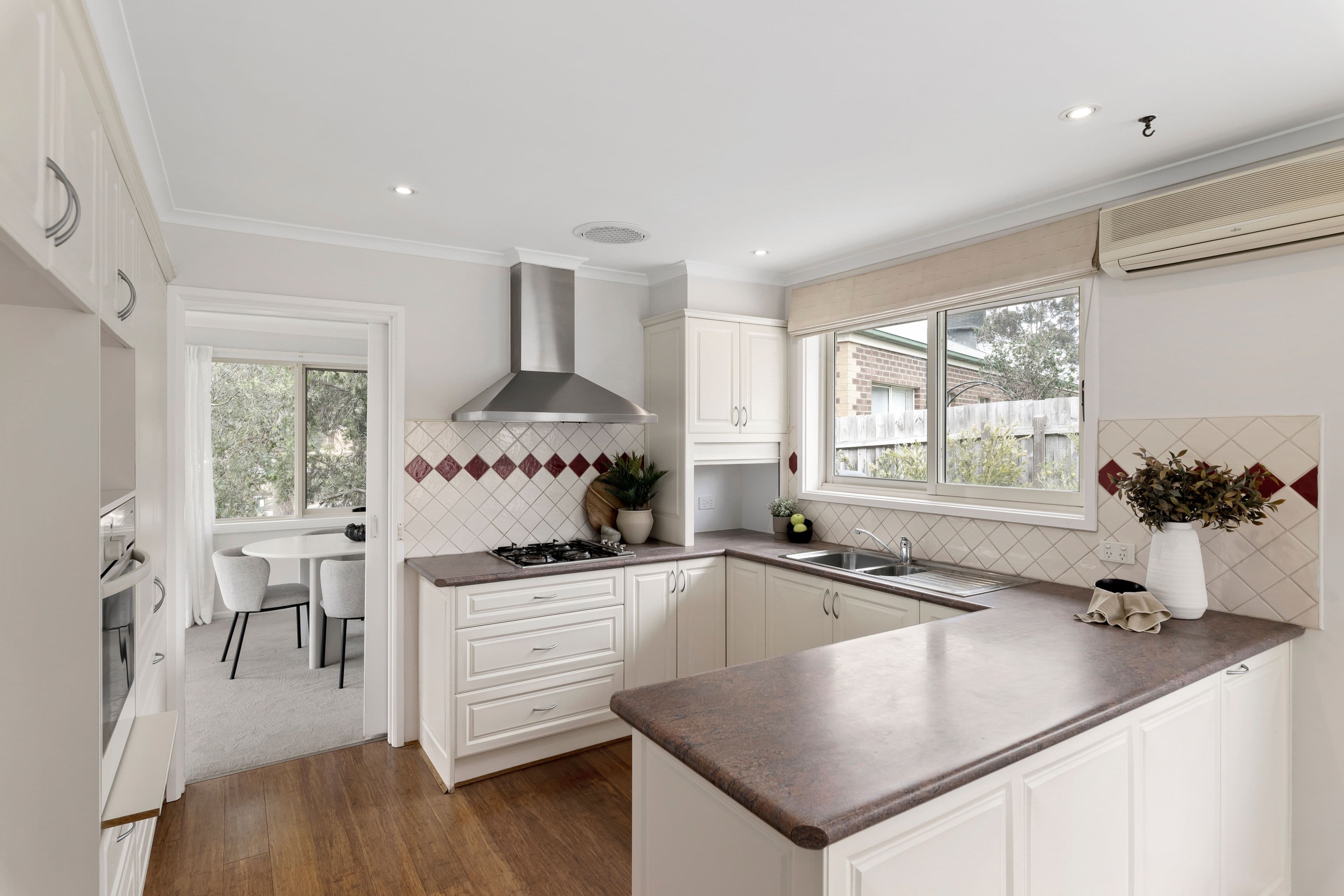 5 Ardcloney Drive, Sunbury VIC 3429, Sunbury - Thumbnail 4