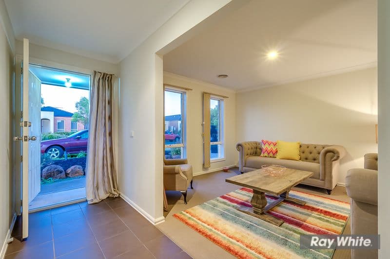 15 Gascoyne Way, Truganina VIC 3029, Truganina - Thumbnail 5