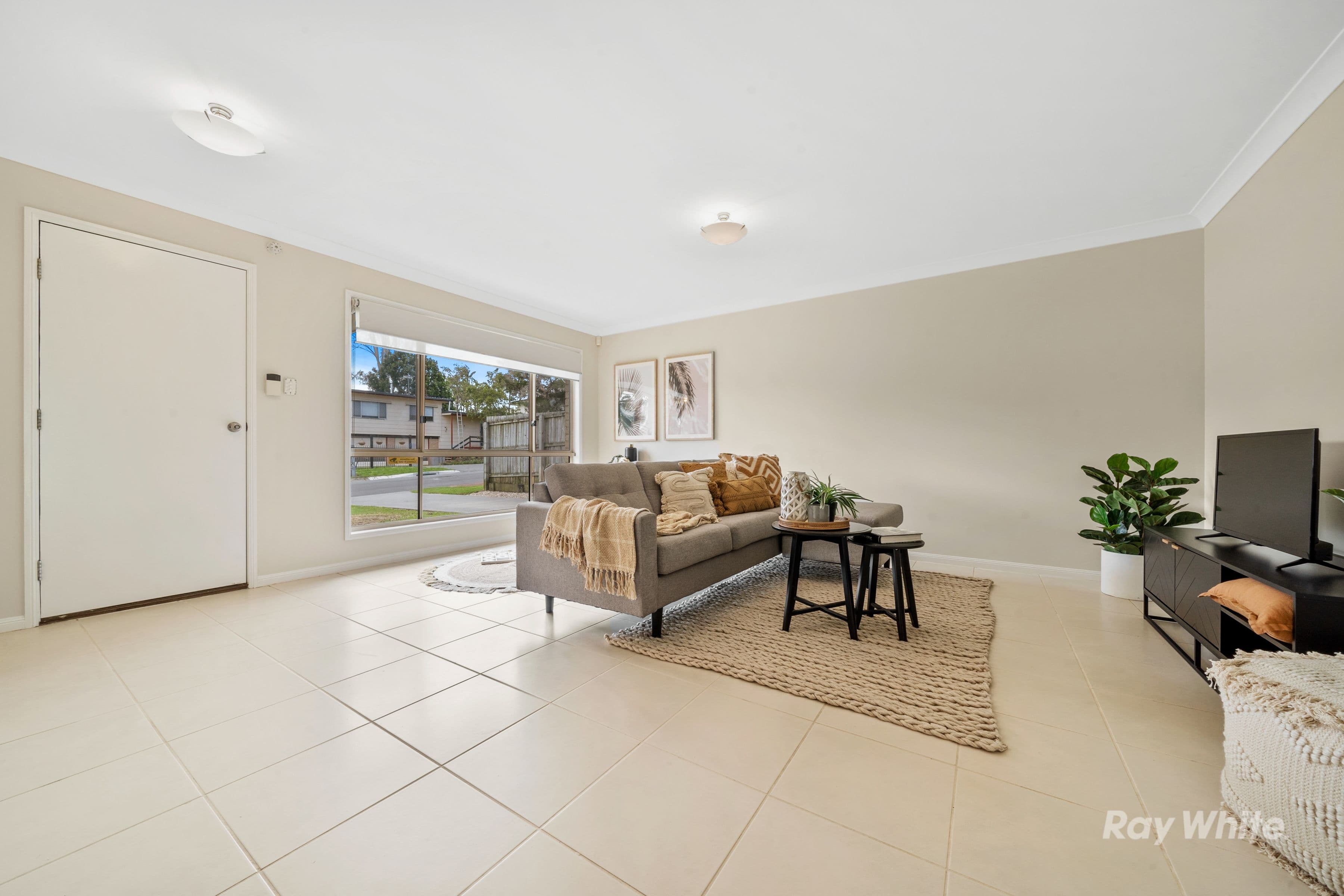10 Fawcett Street, Kingston QLD 4114, Kingston - Thumbnail 2