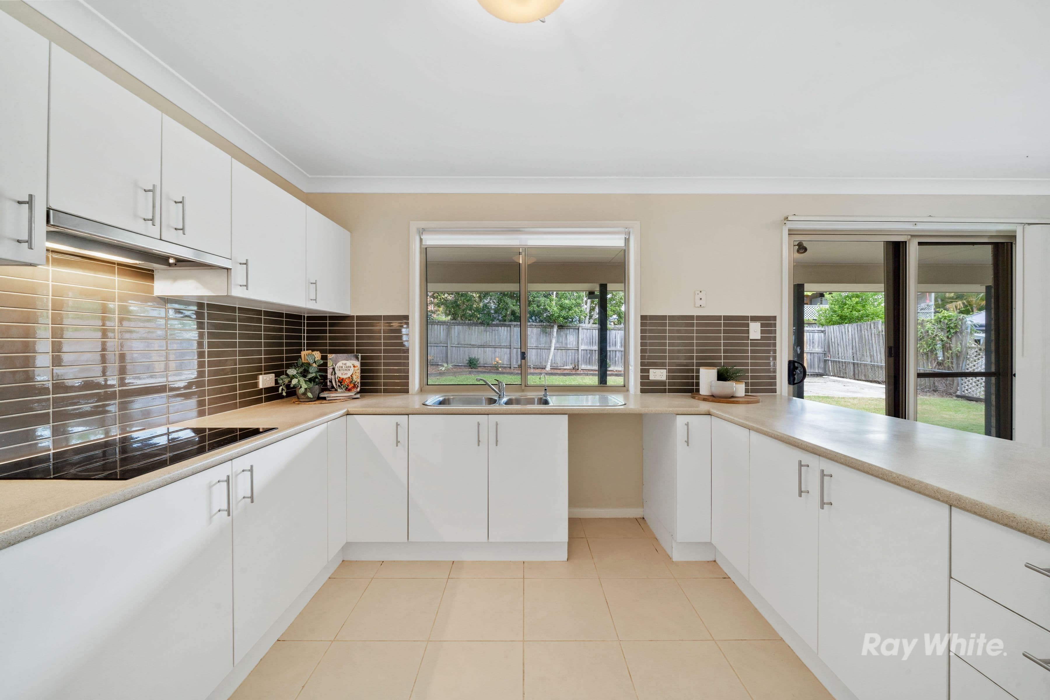 10 Fawcett Street, Kingston QLD 4114, Kingston - Thumbnail 8