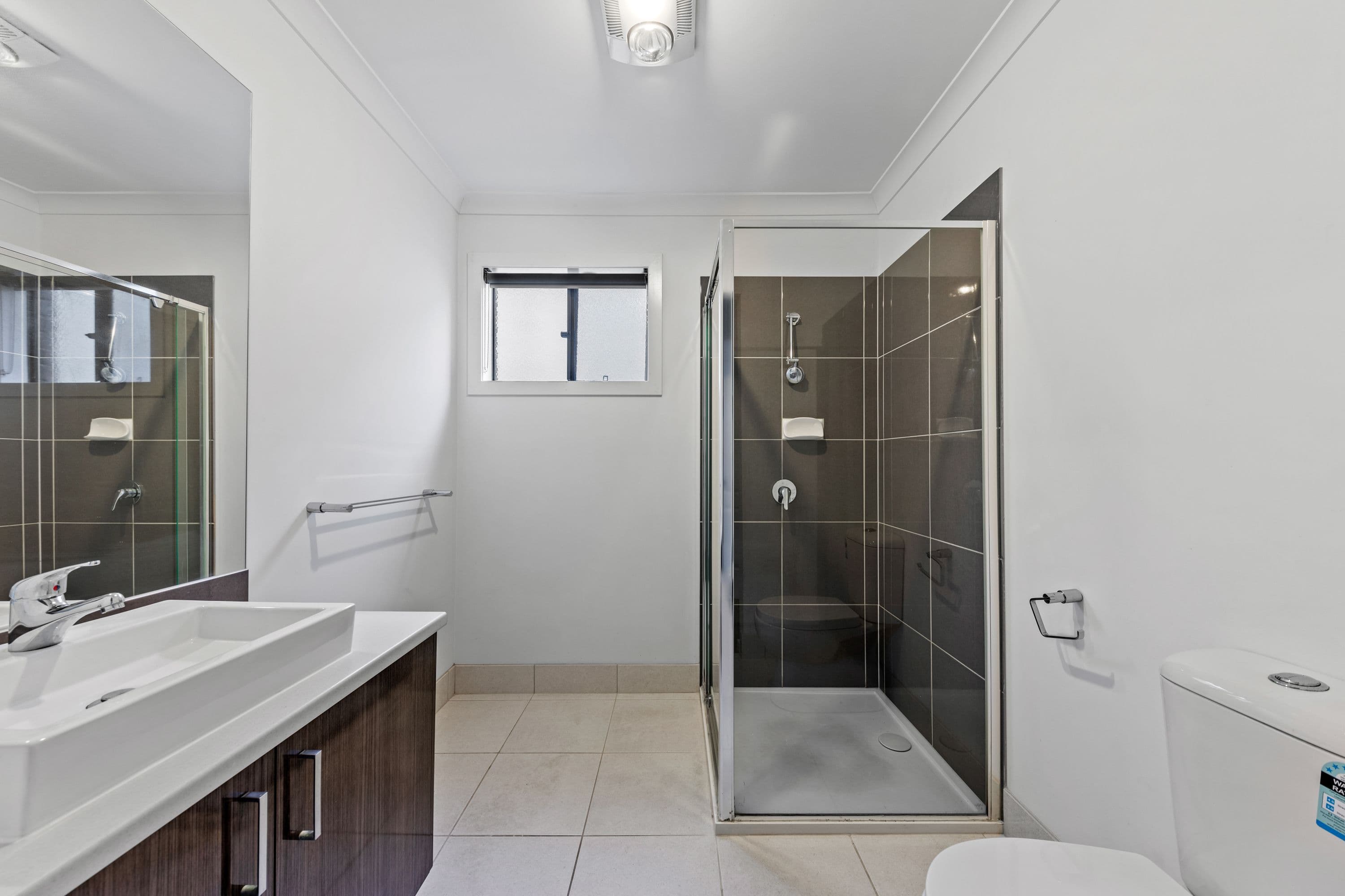 7 Spaniel Lane, Pakenham VIC 3810, Pakenham - Thumbnail 3