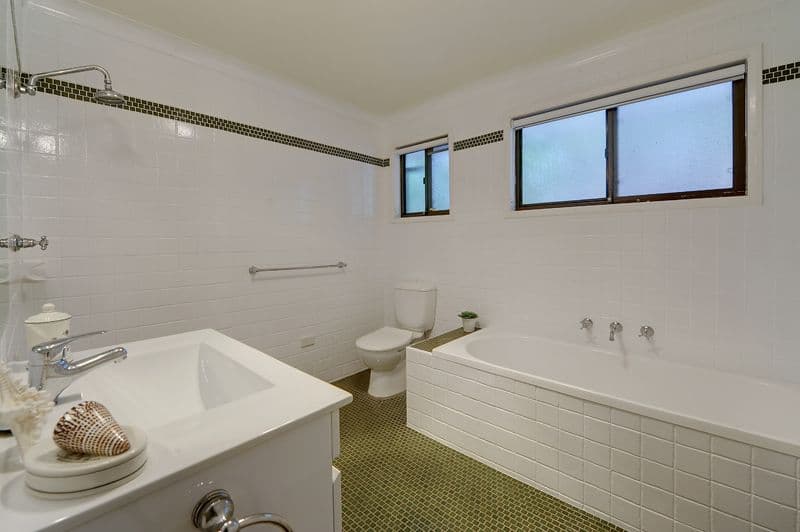 11 Fern Tree Close, HORNSBY NSW 2077, Hornsby - Thumbnail 2