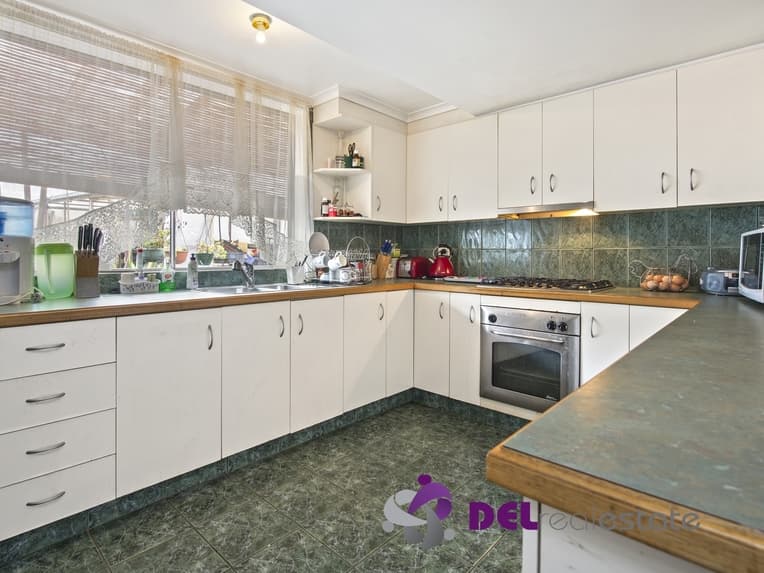 6 Riviera Street, Seaford, Seaford - Image 1