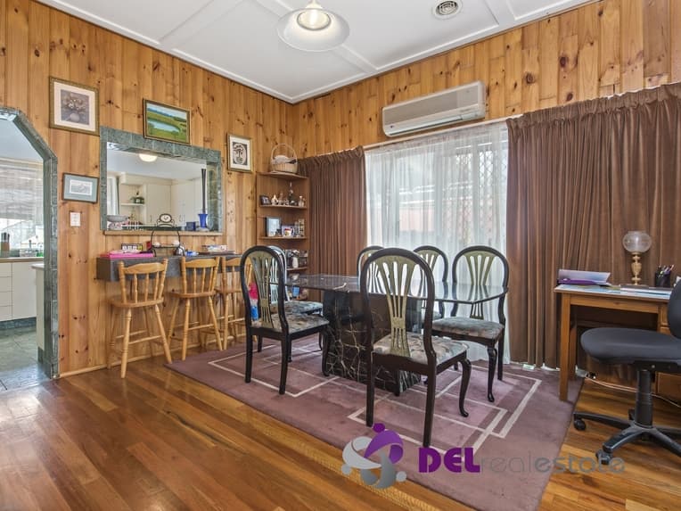 6 Riviera Street, Seaford, Seaford - Thumbnail 2