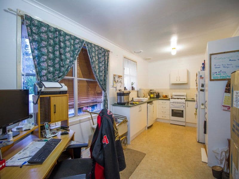 11 Whitewood Street, FRANKSTON NORTH VIC 3200, Frankston North - Thumbnail 2