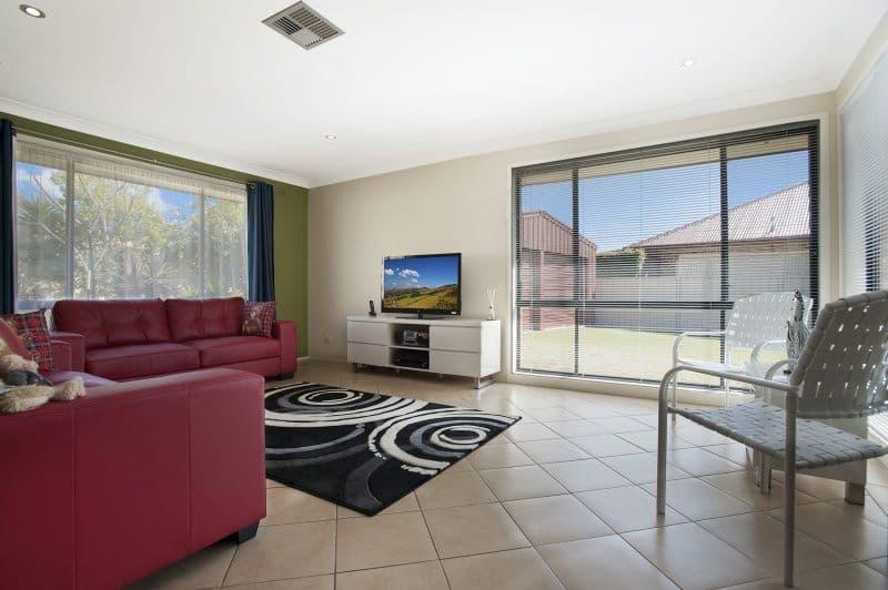 4 Portsmouth Place, RAWORTH NSW 2321, Raworth - Thumbnail 2