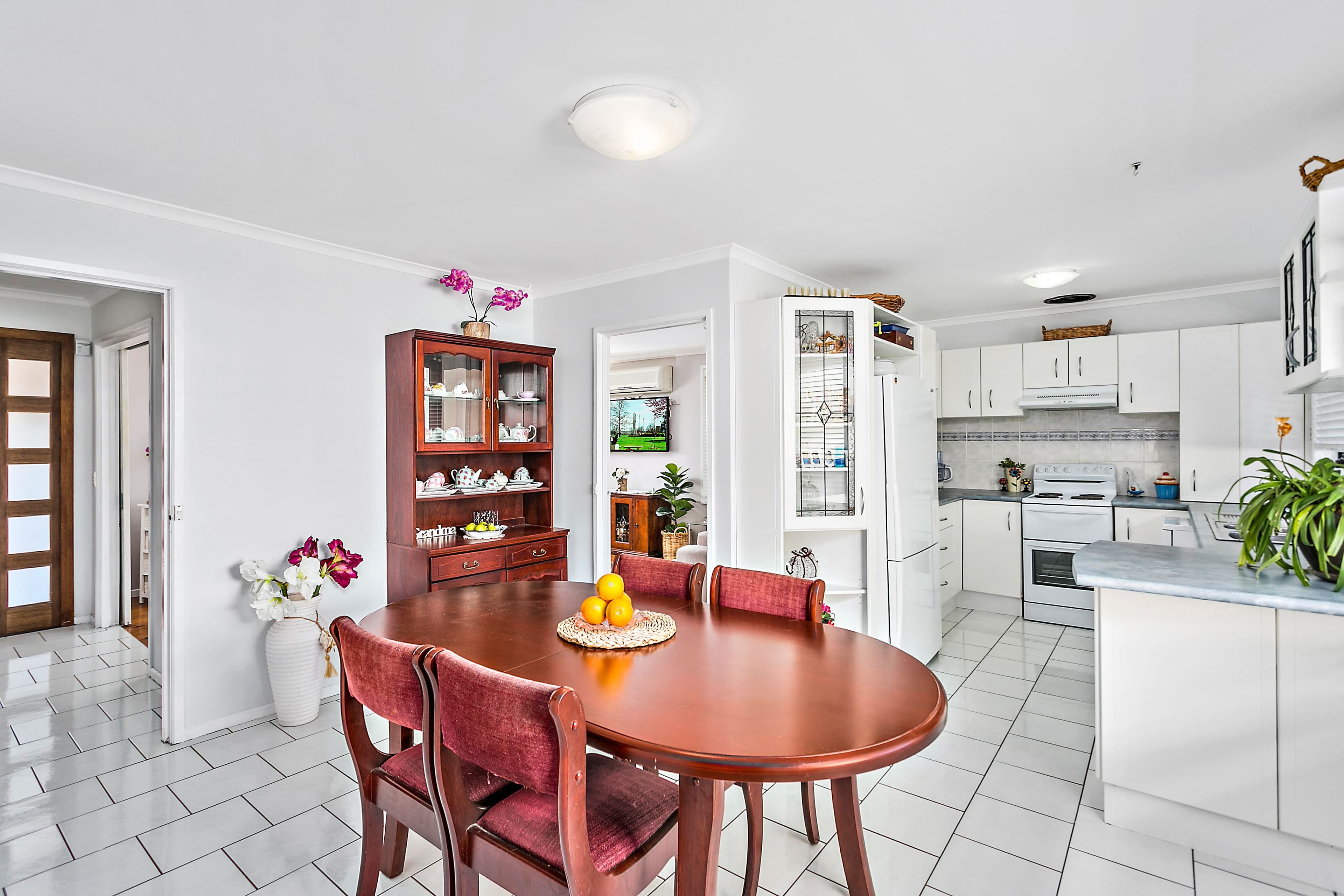 17 Gordon Avenue, Oak Flats - Thumbnail 5