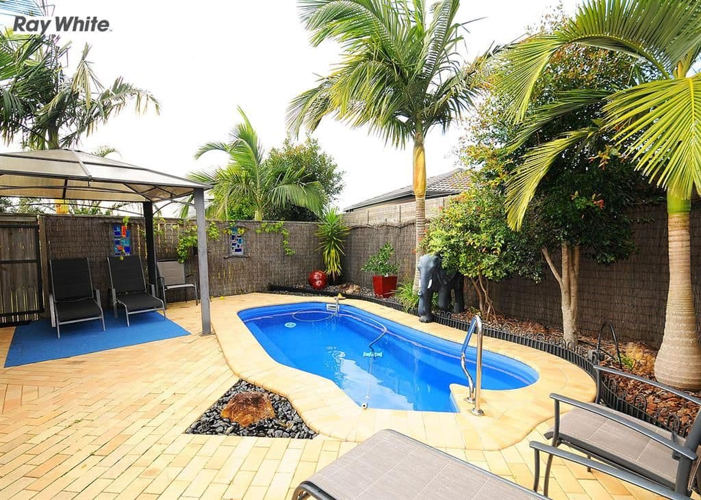 49 Heather Way, URRAWEEN QLD 4655, Urraween - Image 1