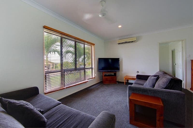 32 Monaro Circuit, MOUNT LOUISA QLD 4814, Mount Louisa - Thumbnail 2