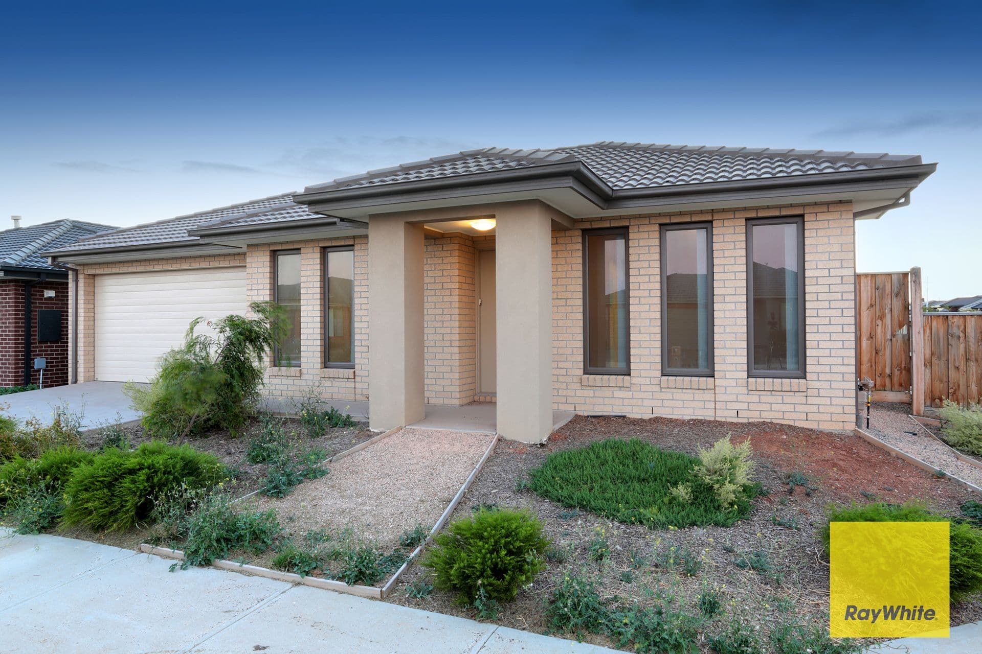 22 Goolwa Road, Point Cook VIC 3030, Point Cook - Thumbnail 4