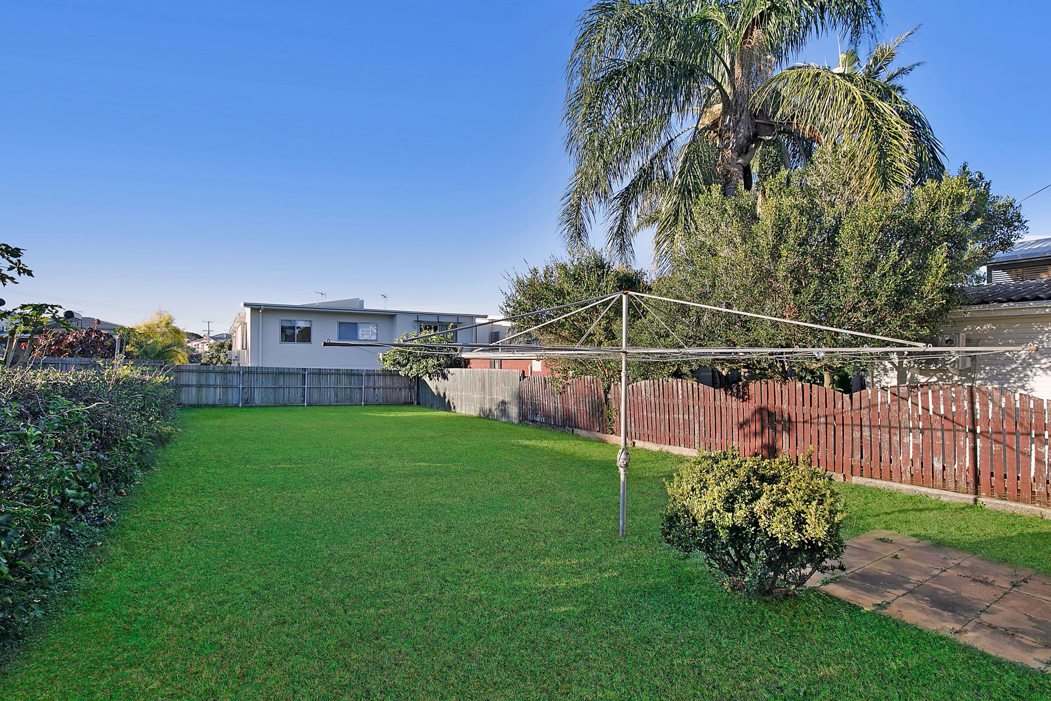 10 James Street, Scarborough QLD 4020, Scarborough - Thumbnail 3