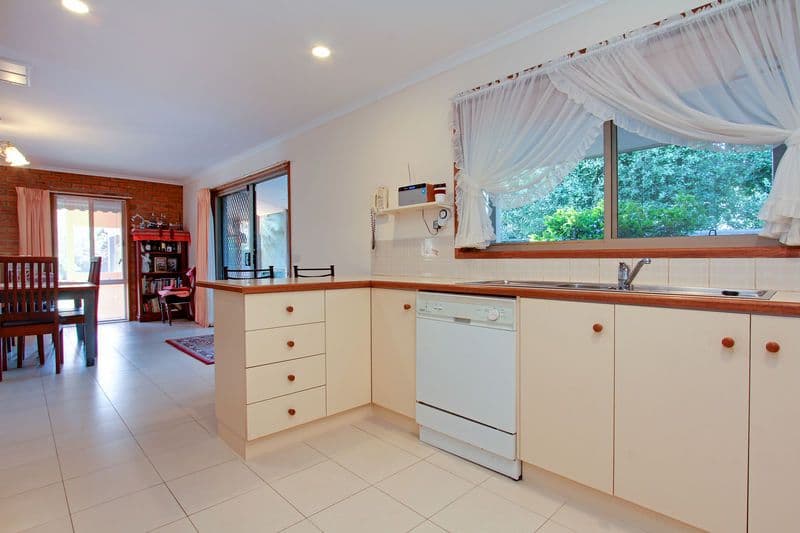 81 Spray Street, ROSEBUD VIC 3939, Rosebud - Thumbnail 4