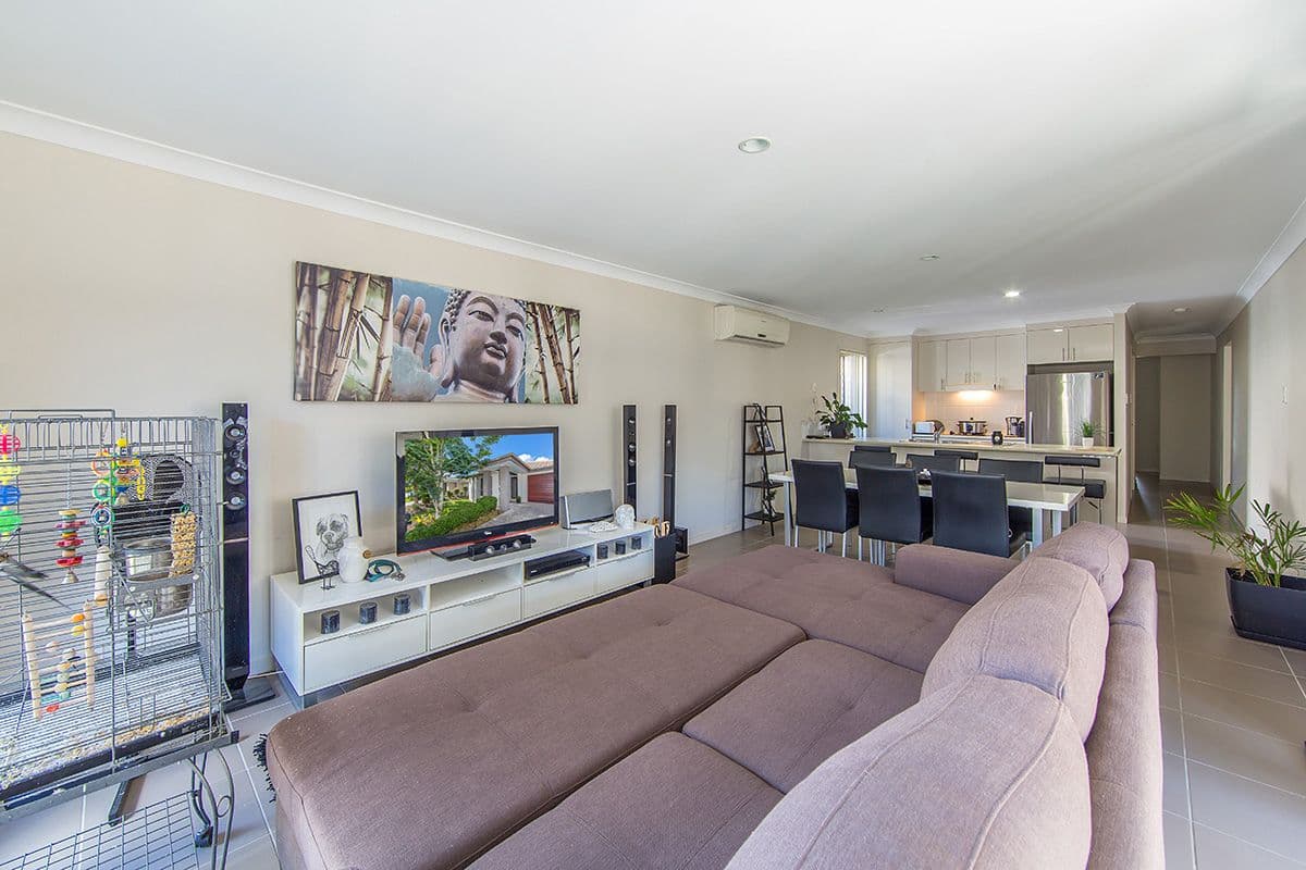 5 Nina Crescent, North Lakes QLD 4509, North Lakes - Thumbnail 4
