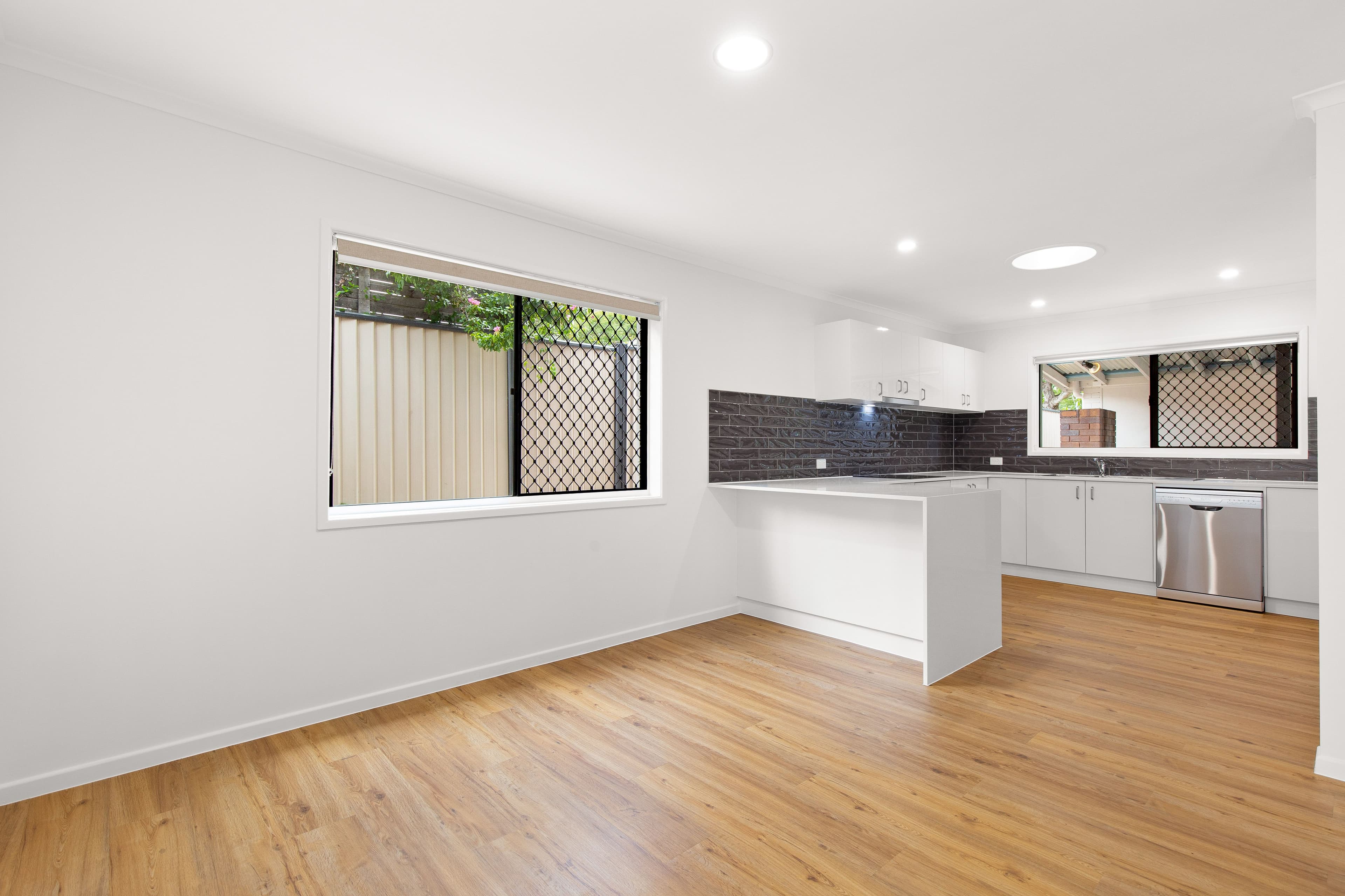 18 Maribor Street, Westlake QLD 4074, Westlake - Thumbnail 3