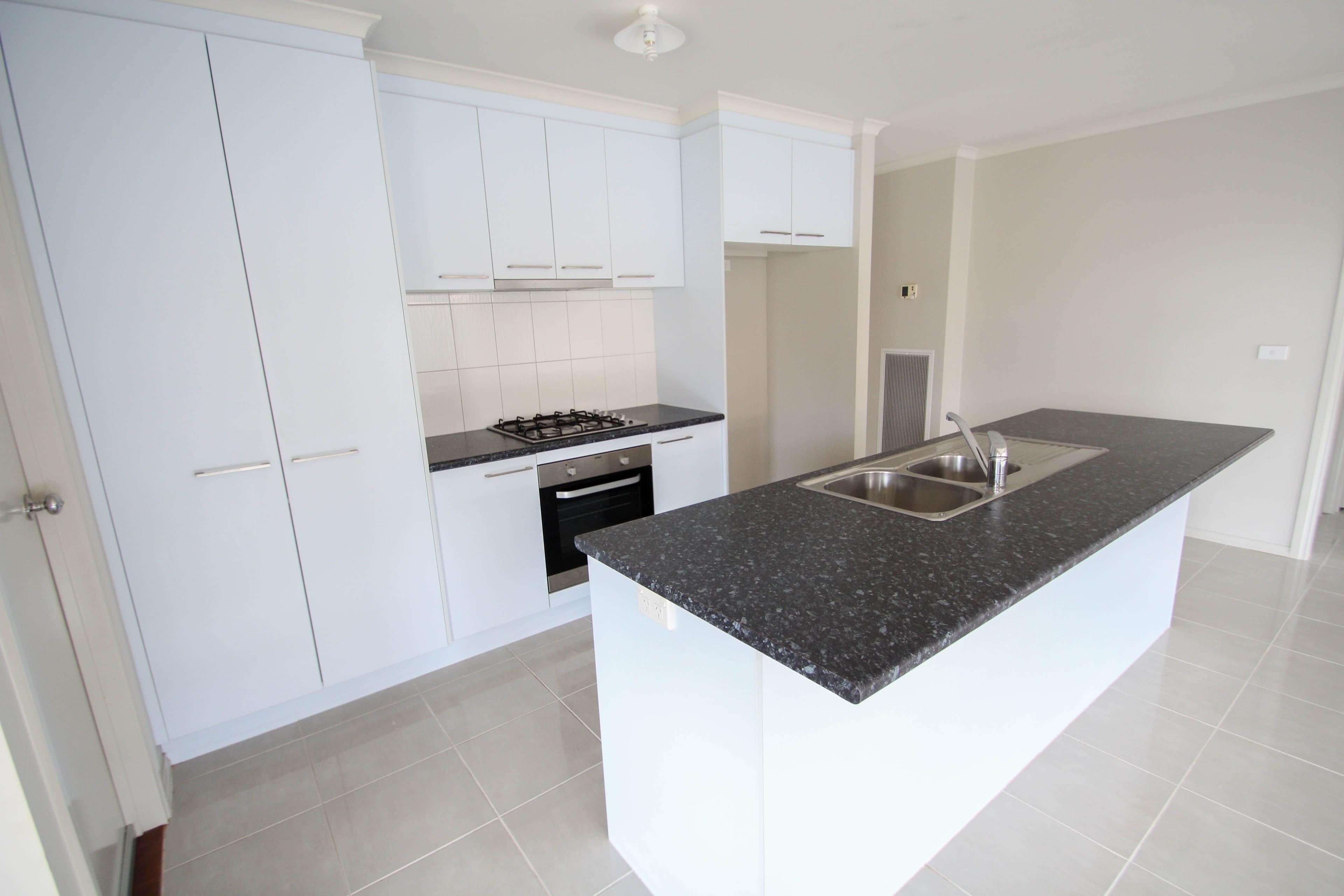 9 Sanctuary Close, Cobram VIC 3644, Cobram - Thumbnail 3