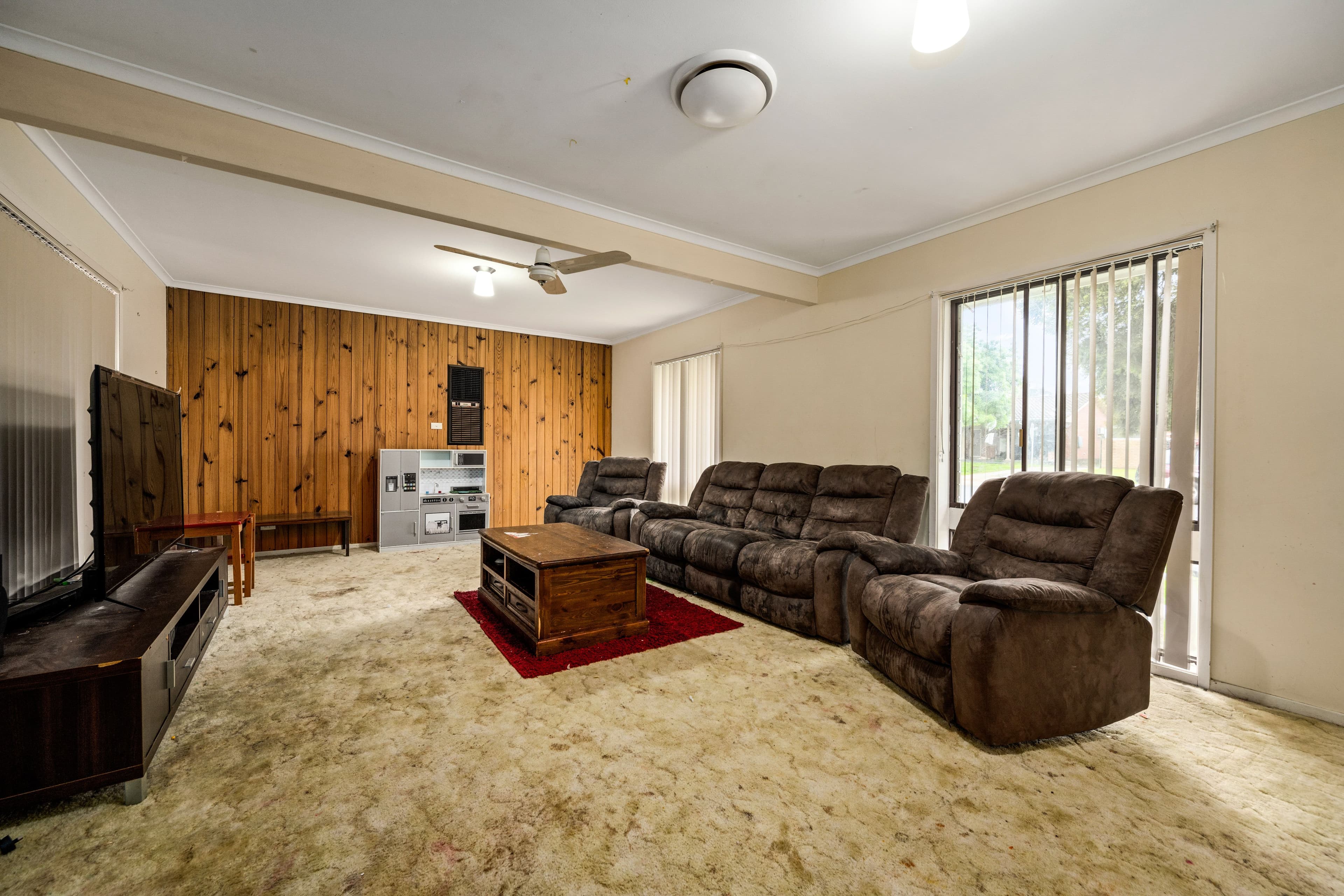 383 Dale Crescent, Lavington NSW 2641, Lavington - Thumbnail 2