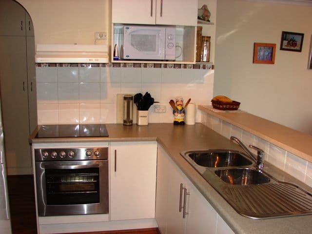 11 Wallage Court, ENCOUNTER BAY SA 5211, Encounter Bay - Thumbnail 3