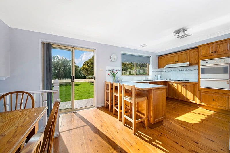 10 Moonah Road, ALFORDS POINT NSW 2234, Alfords Point - Thumbnail 3