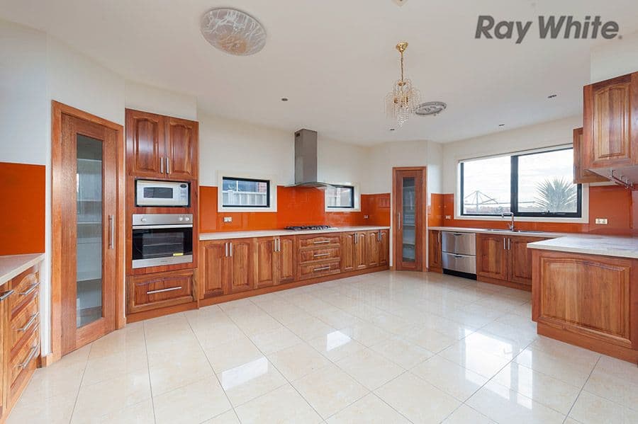5 Osterley Close, Caroline Springs VIC 3023, Caroline Springs - Thumbnail 6