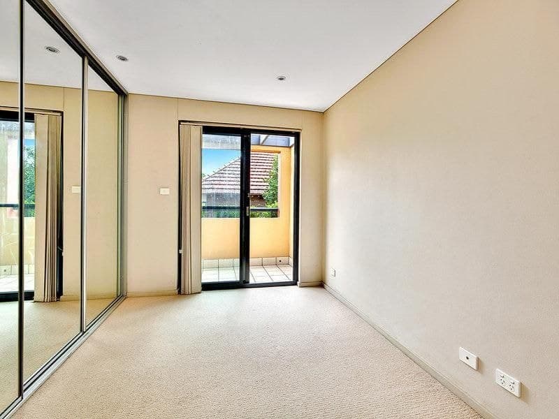 2/25 Blaxland Road, Rhodes - Thumbnail 4