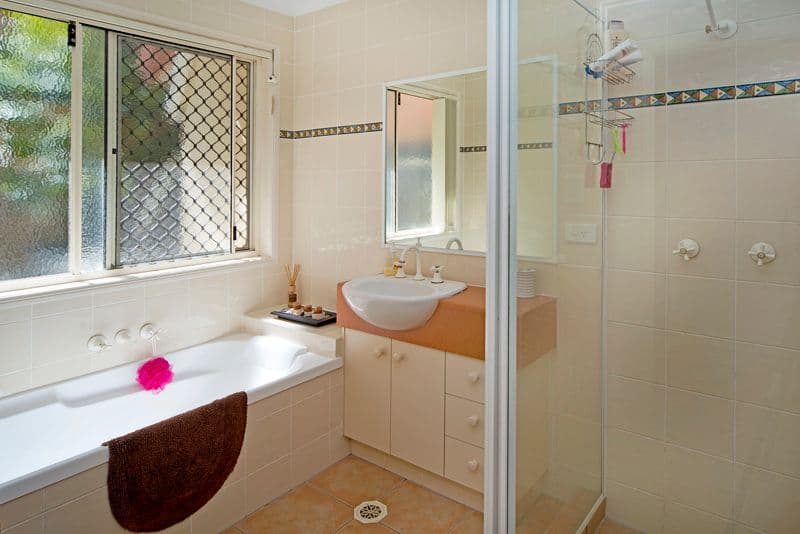 8 Woodward Lane, PACIFIC PINES QLD 4211, Pacific Pines - Thumbnail 8