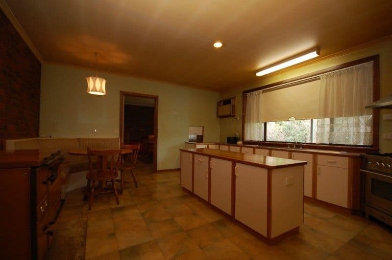 5 Wanda Avenue, WANDIN NORTH VIC 3139, Wandin North - Thumbnail 5