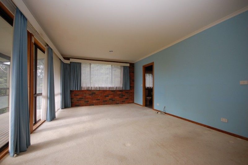 5 Wanda Avenue, WANDIN NORTH VIC 3139, Wandin North - Thumbnail 8
