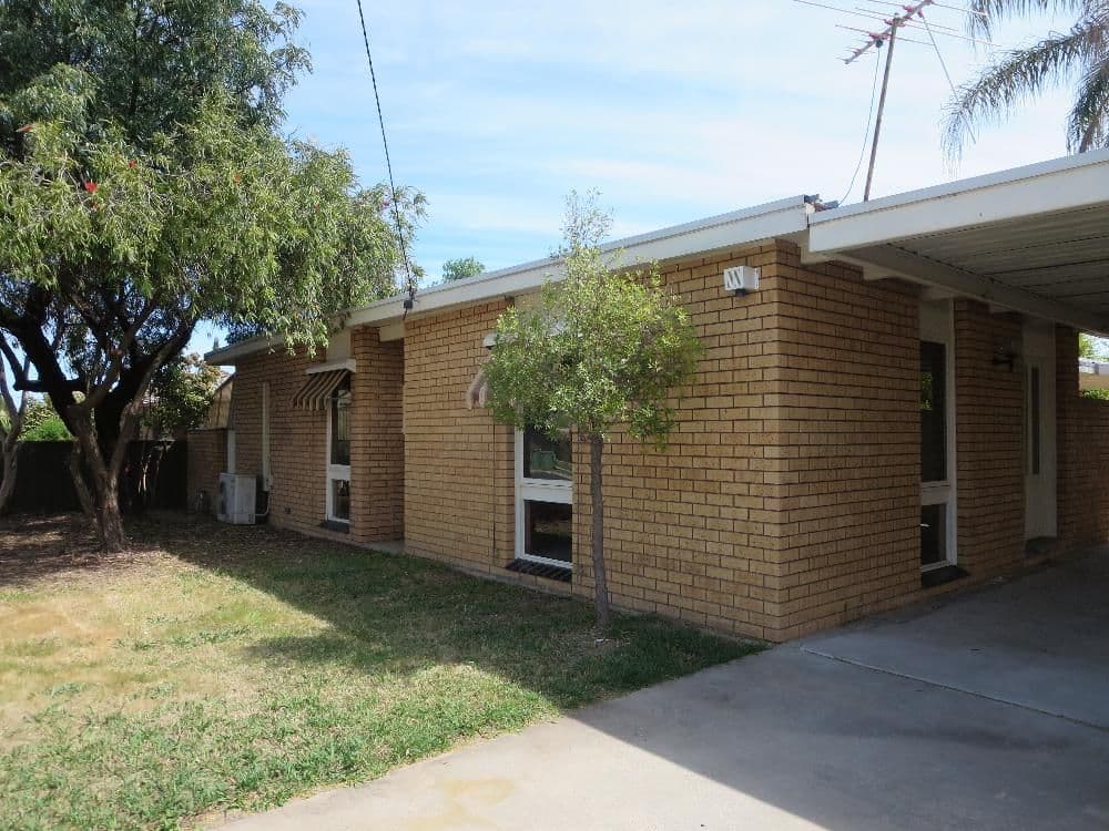 567 Prune Street, Lavington - Thumbnail 2