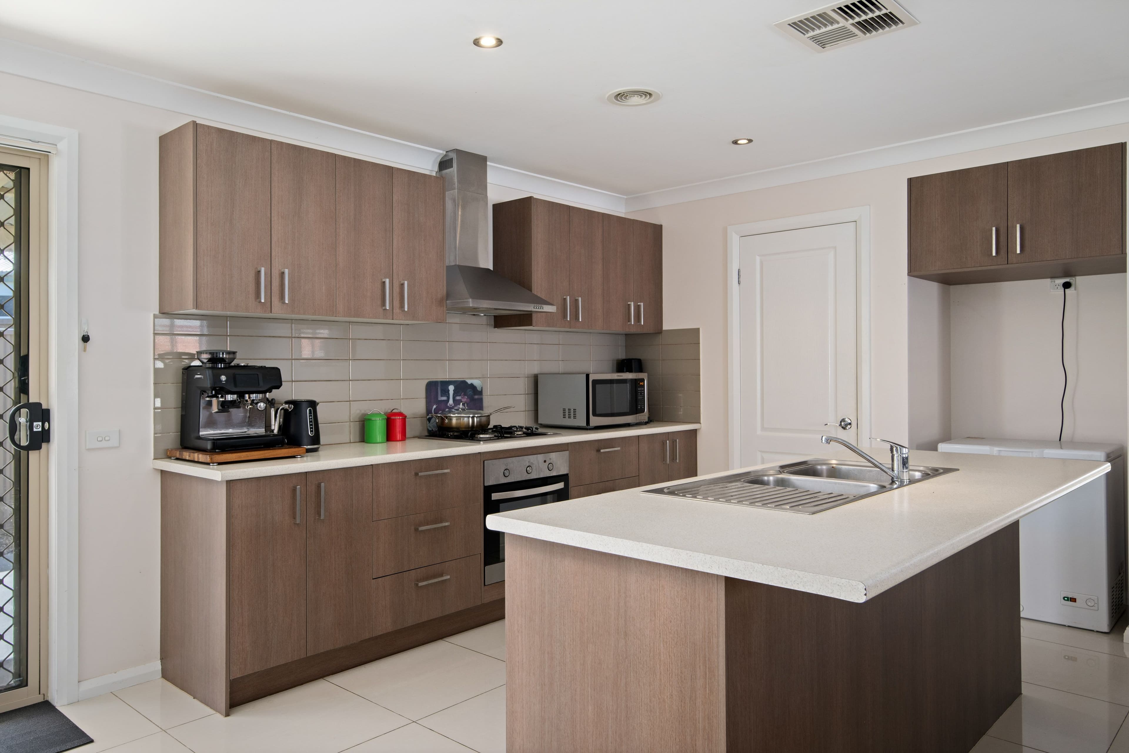 15 Chafia Place, Springdale Heights NSW 2641, Springdale Heights - Thumbnail 4