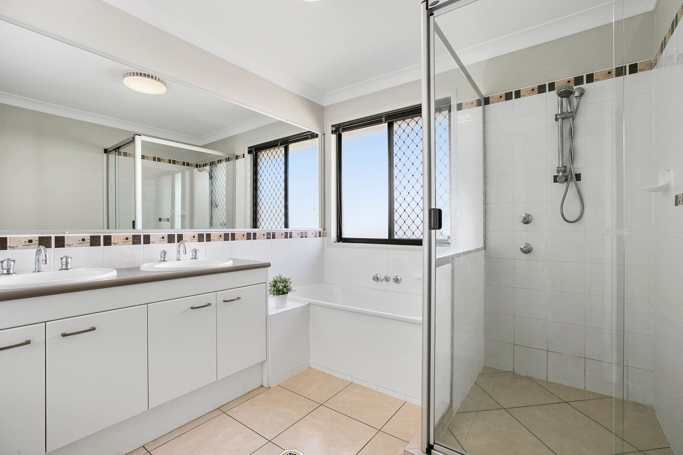 45 Lexey Crescent, Wakerley QLD 4154, Wakerley - Thumbnail 8
