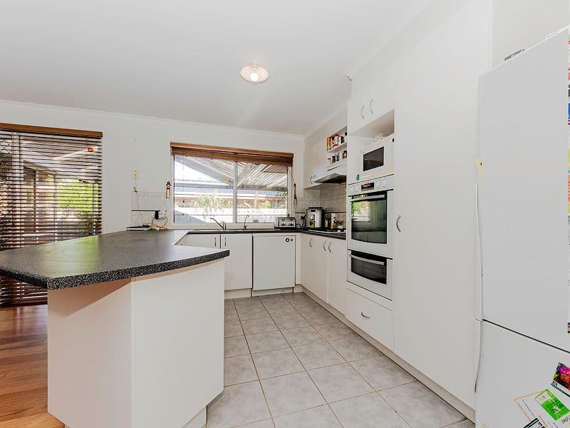 3 Whitfield Court, Truganina VIC 3029, Truganina - Thumbnail 3