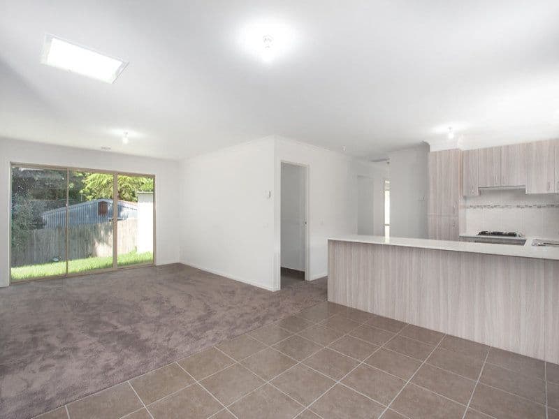 34 Parkhead Circuit, Warragul VIC 3820, Warragul - Thumbnail 5