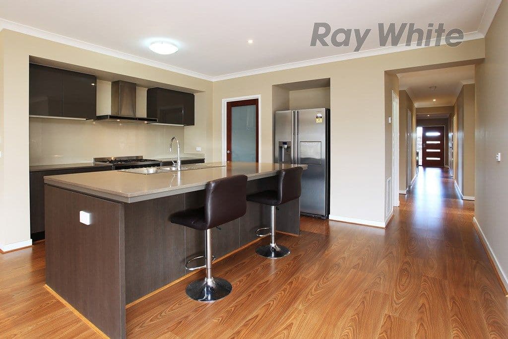 4 Atkinson Close, POINT COOK VIC 3030, Point Cook - Thumbnail 6