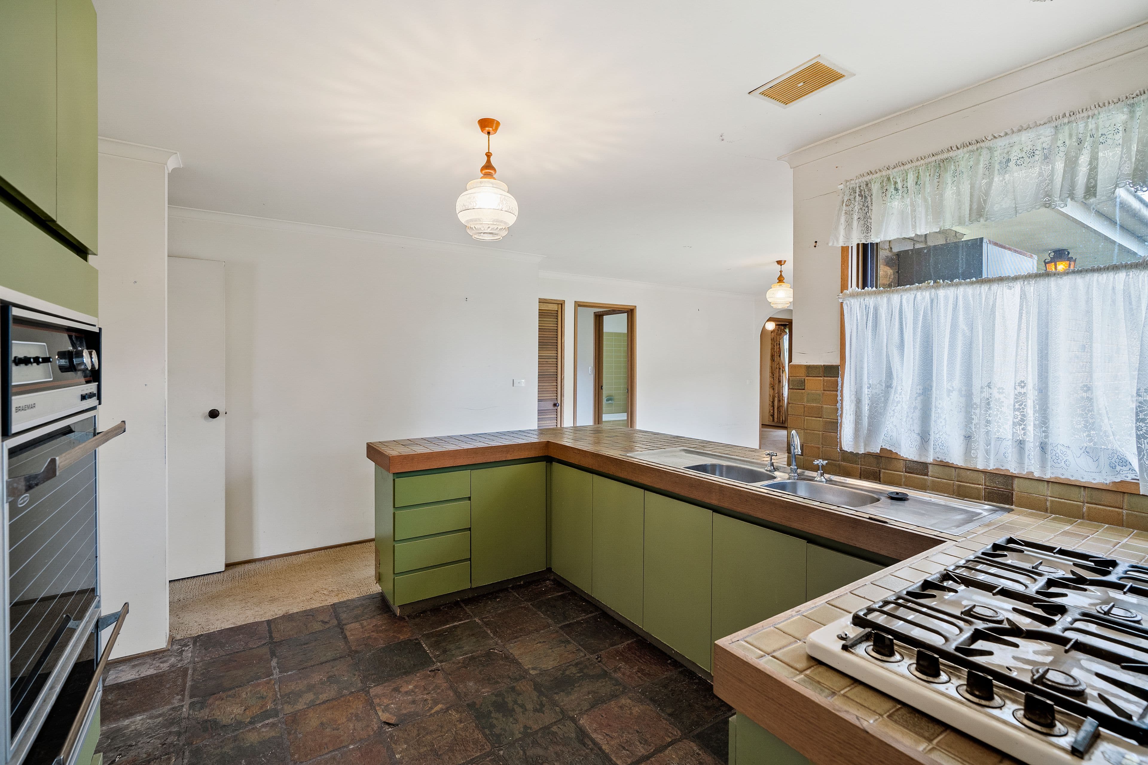 6 Merryn Grove, Wantirna South VIC 3152, Wantirna South - Thumbnail 5