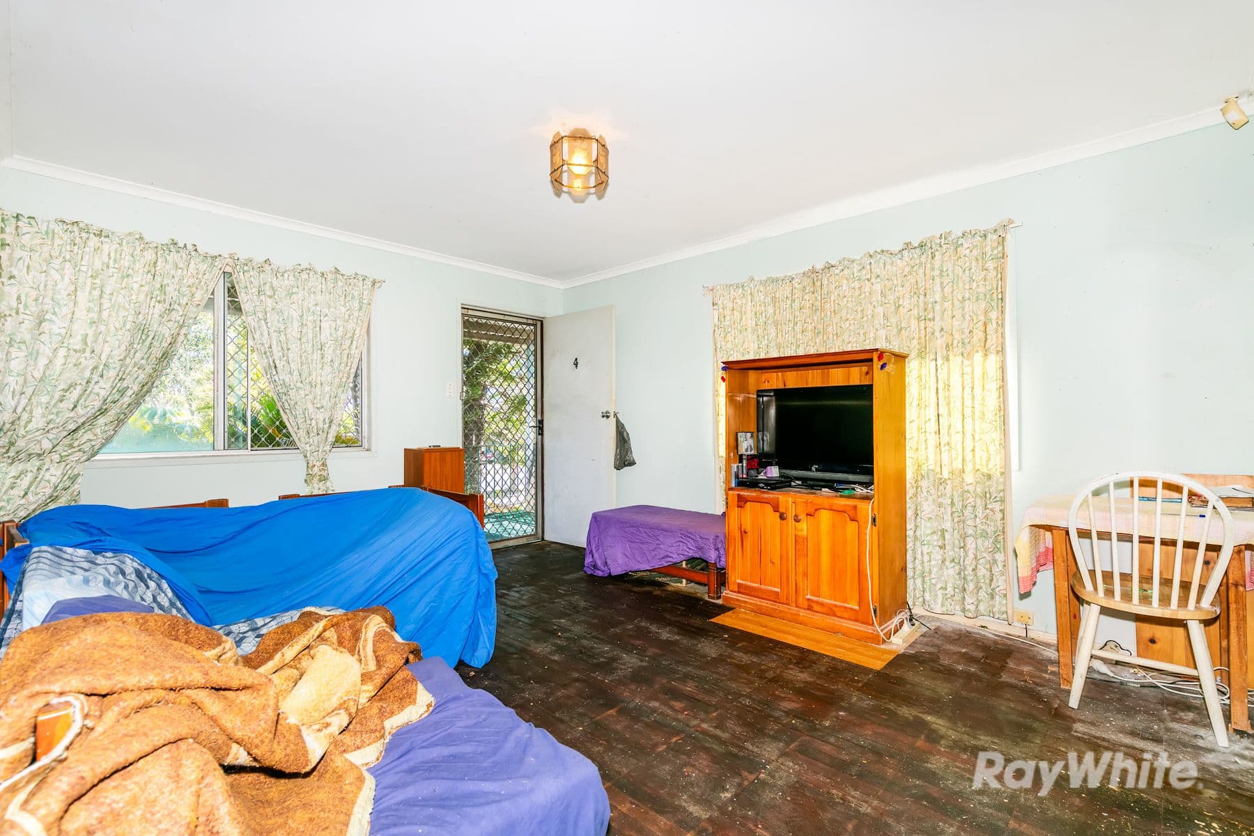 4 Franke Court, Kingston QLD 4114, Kingston - Thumbnail 2