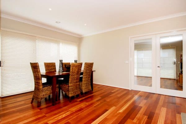 8 Montmorency Avenue, BERWICK VIC 3806, Berwick - Thumbnail 4