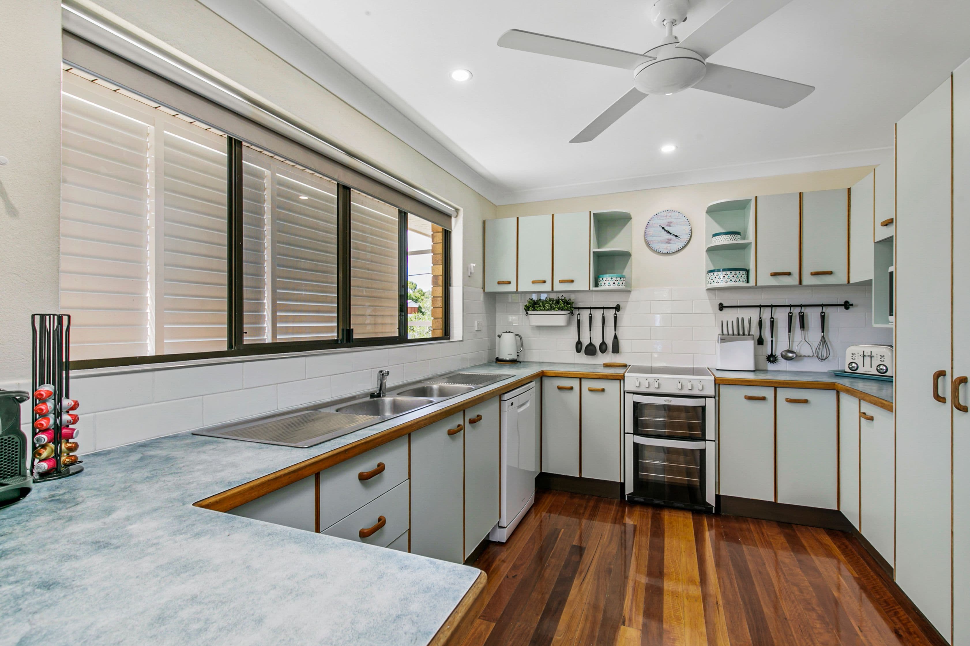 33 George Nothling Drive, Point Lookout QLD 4183, Point Lookout - Thumbnail 4
