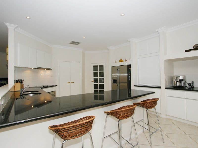 6 Sida Street, CANNING VALE WA 6155, Canning Vale - Thumbnail 3