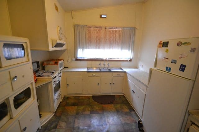 56 High Street, Seymour VIC 3660, Seymour - Thumbnail 2