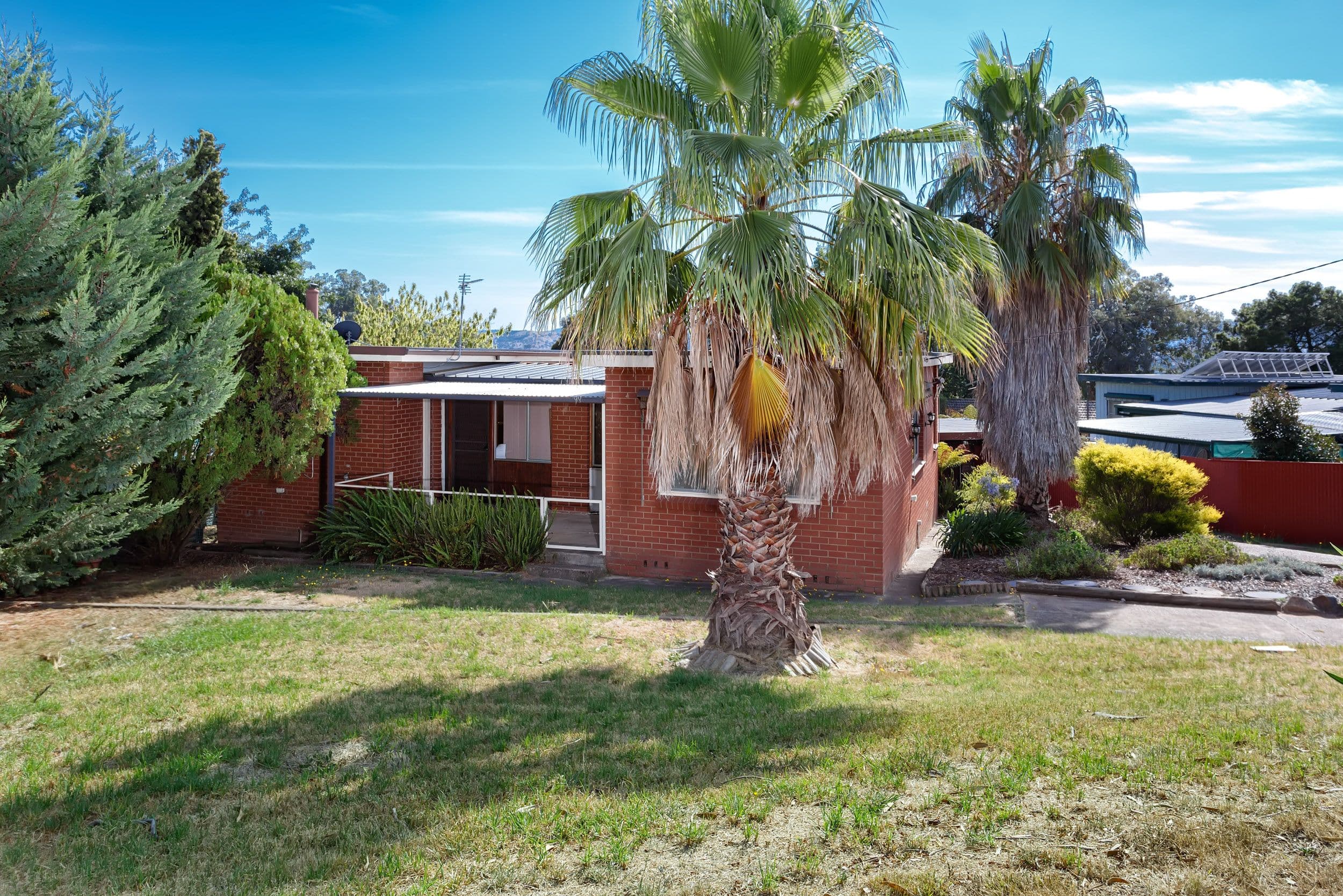 11 Kinred Street, Tumut - Image 1