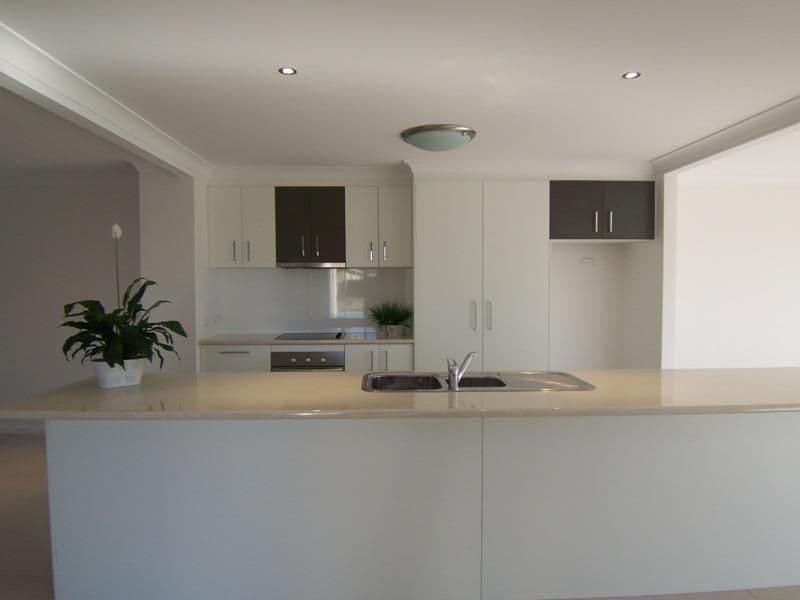 10 Alicia Circuit, LITTLE MOUNTAIN QLD 4551, Little Mountain - Thumbnail 2