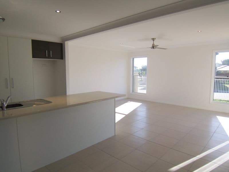 10 Alicia Circuit, LITTLE MOUNTAIN QLD 4551, Little Mountain - Thumbnail 3