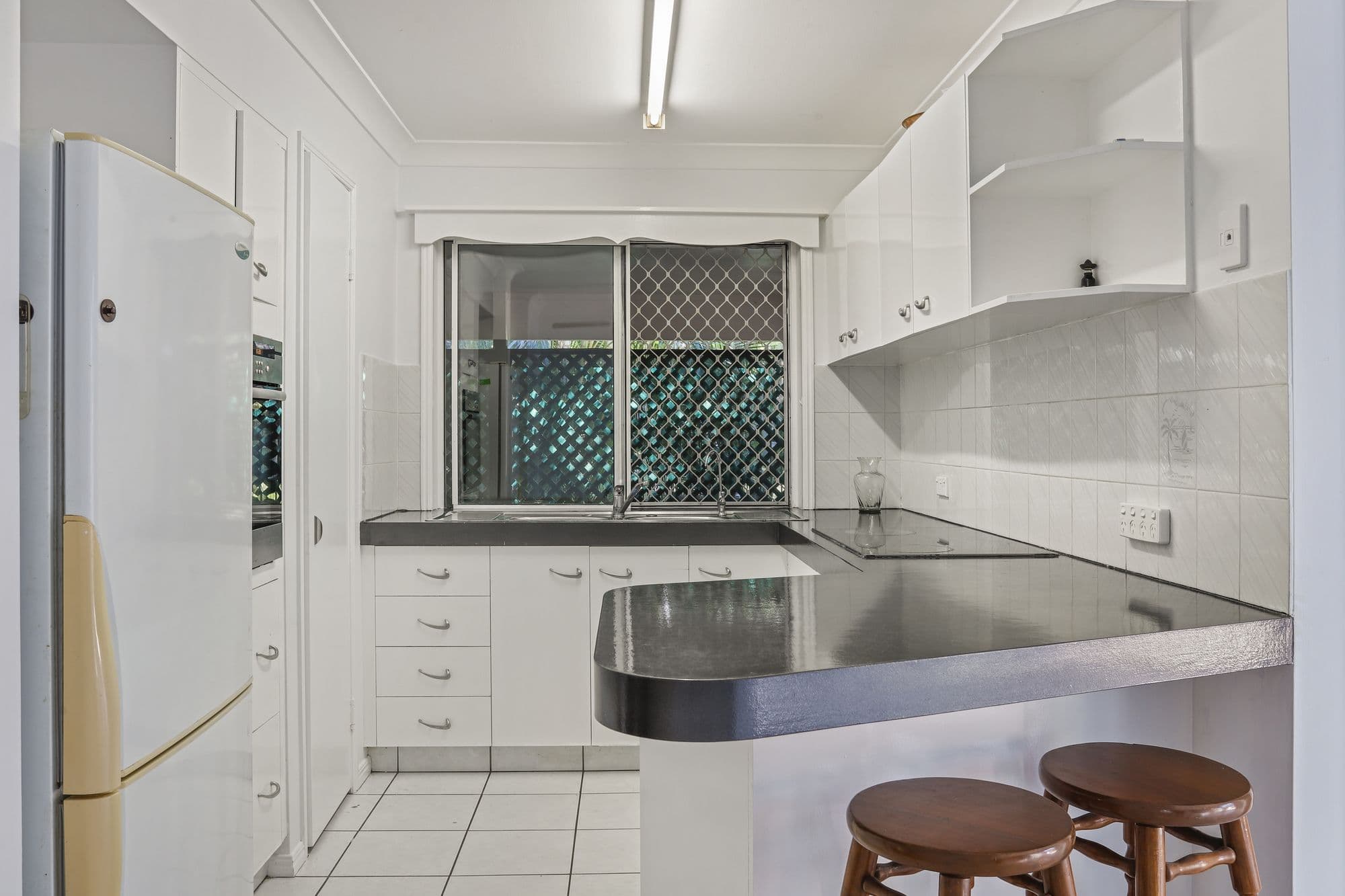 31 Mcmillan Street, Labrador QLD 4215, Labrador - Thumbnail 4