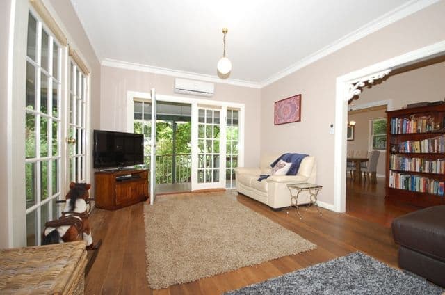 8 Kuyura Road, Mount Evelyn VIC 3796, Mount Evelyn - Thumbnail 2