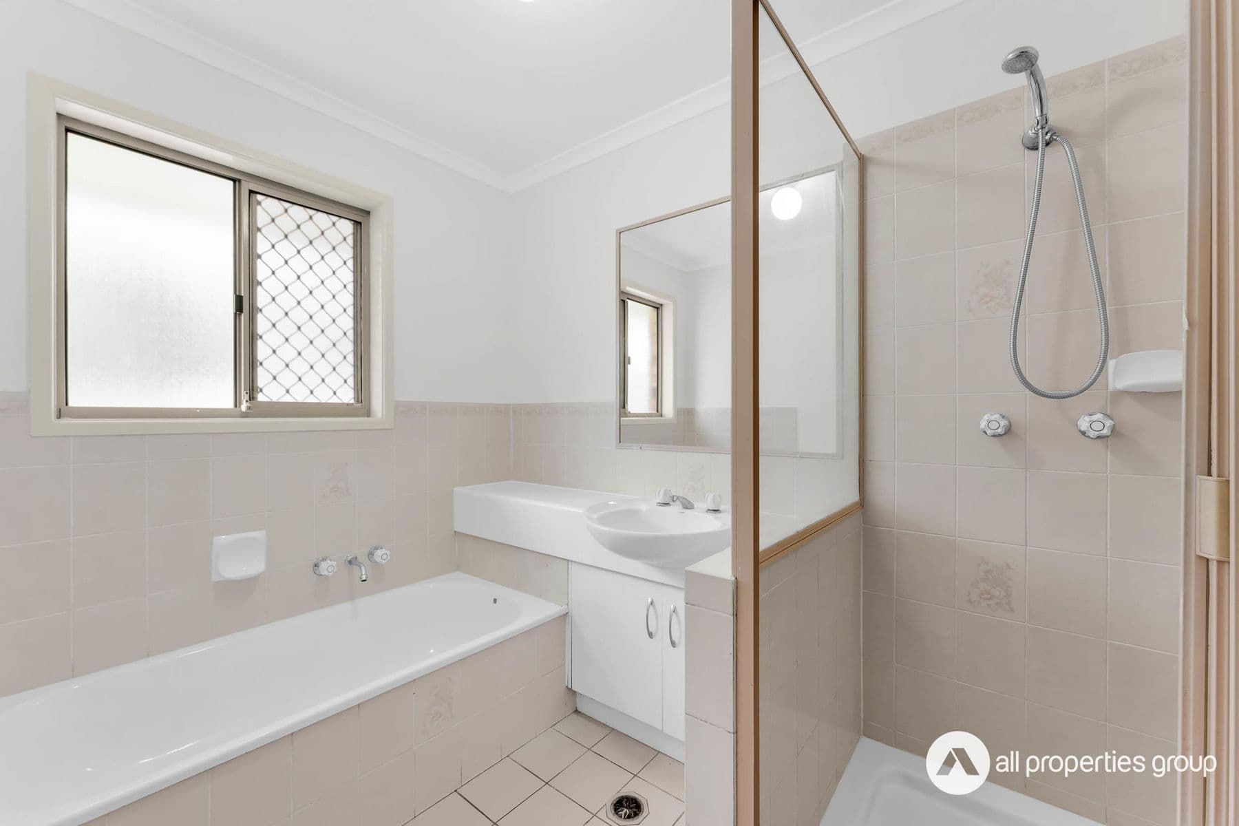 32 Dowling Crescent, Eagleby QLD 4207, Eagleby - Thumbnail 6