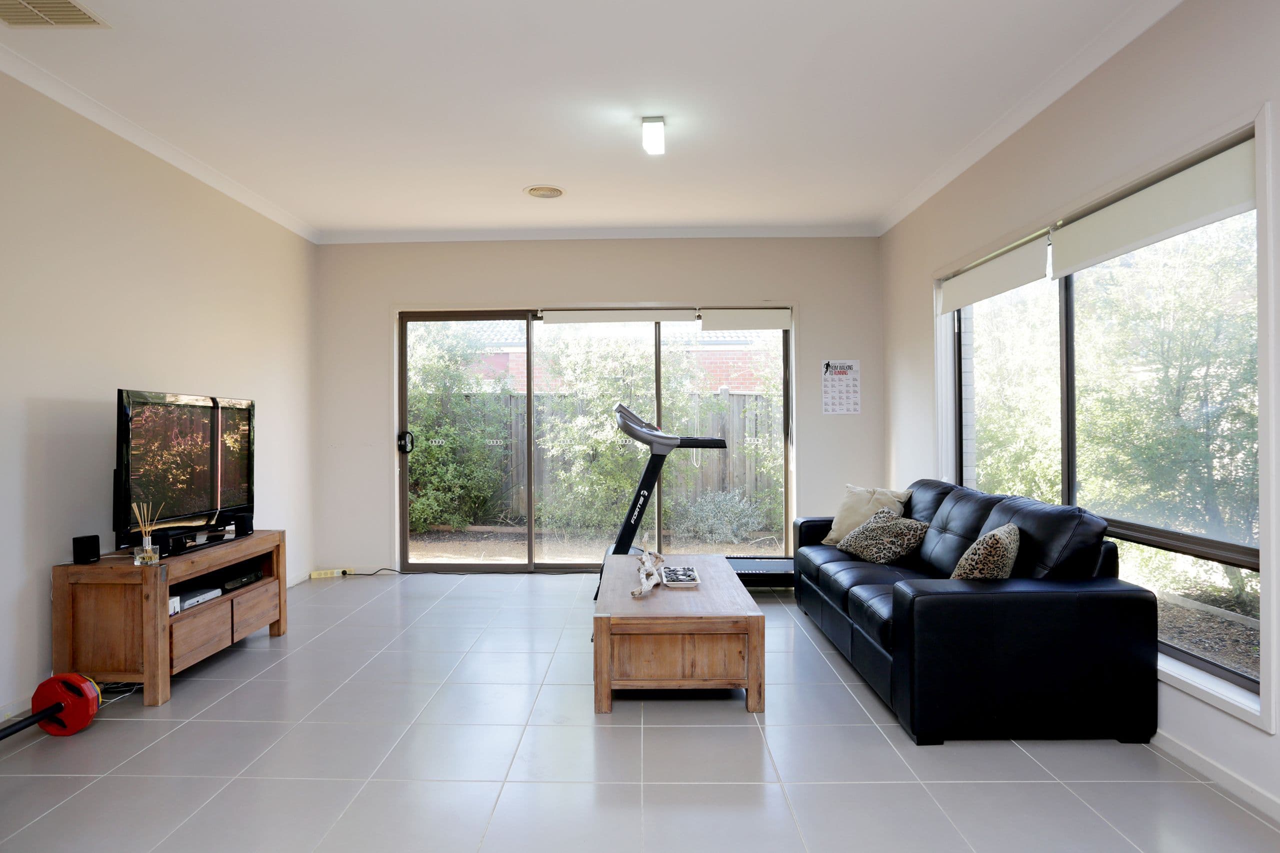 21 Fieldwren Drive, Williams Landing VIC 3027, Williams Landing - Thumbnail 4