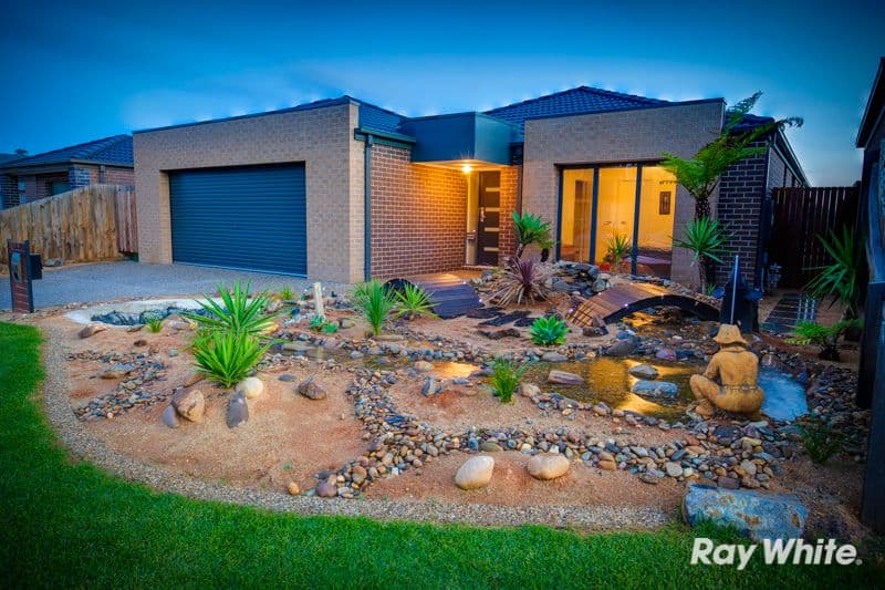 38 Melissa Way, PAKENHAM VIC 3810, Pakenham - Thumbnail 2
