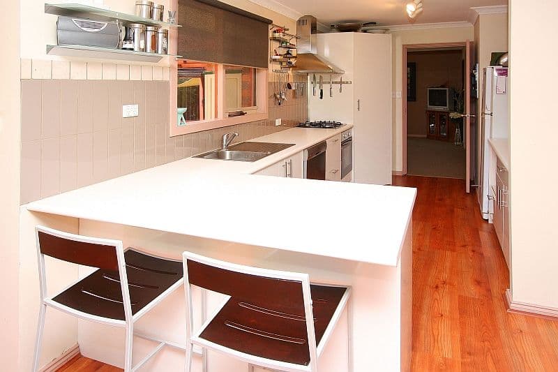 83 Jasmine Drive, MILL PARK VIC 3082, Mill Park - Thumbnail 3