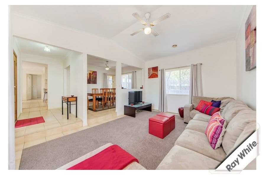 18 Roughsey Place, CONDER ACT 2906, Conder - Image 1