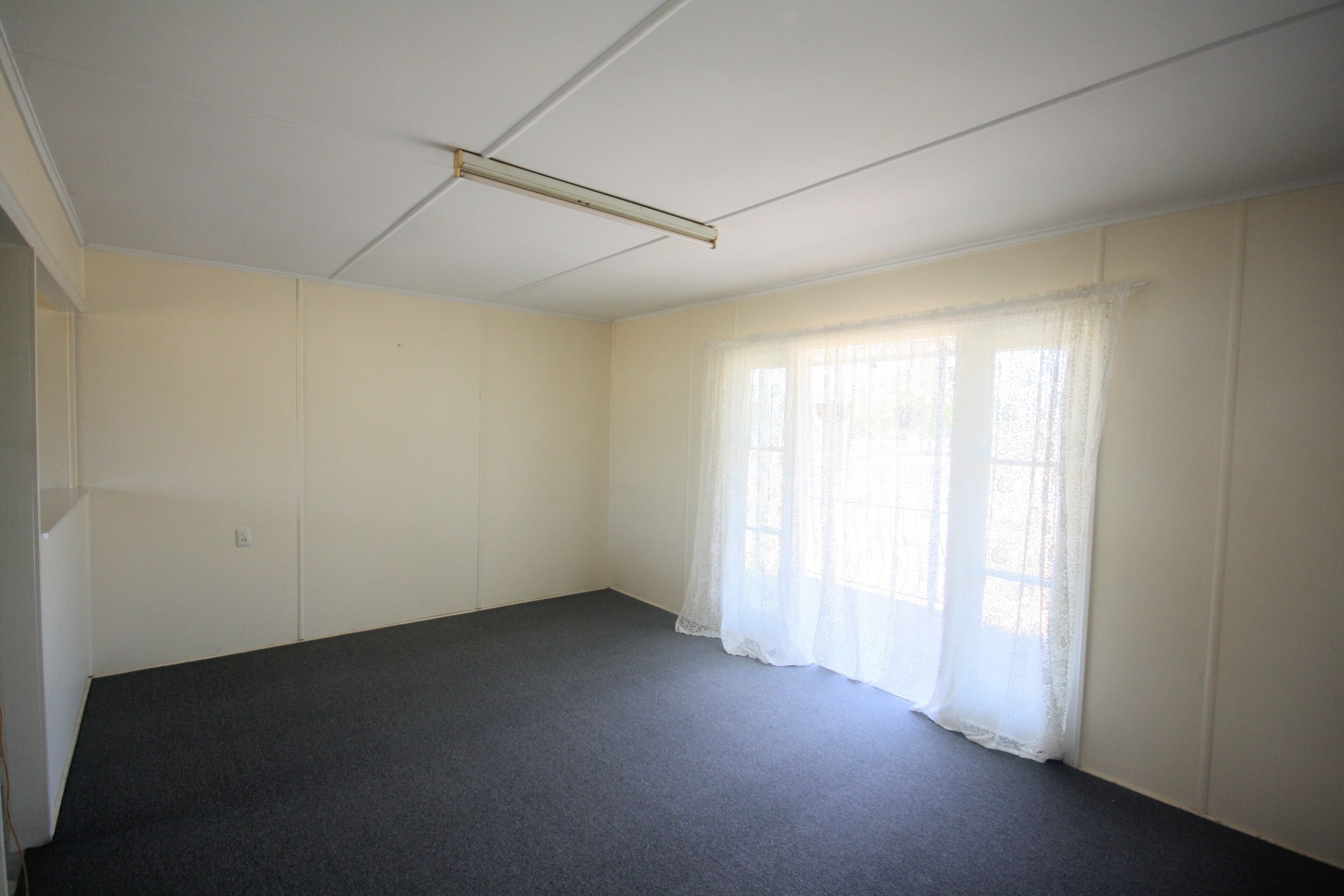 39 Landy Street, Mundubbera QLD 4626, Mundubbera - Thumbnail 2
